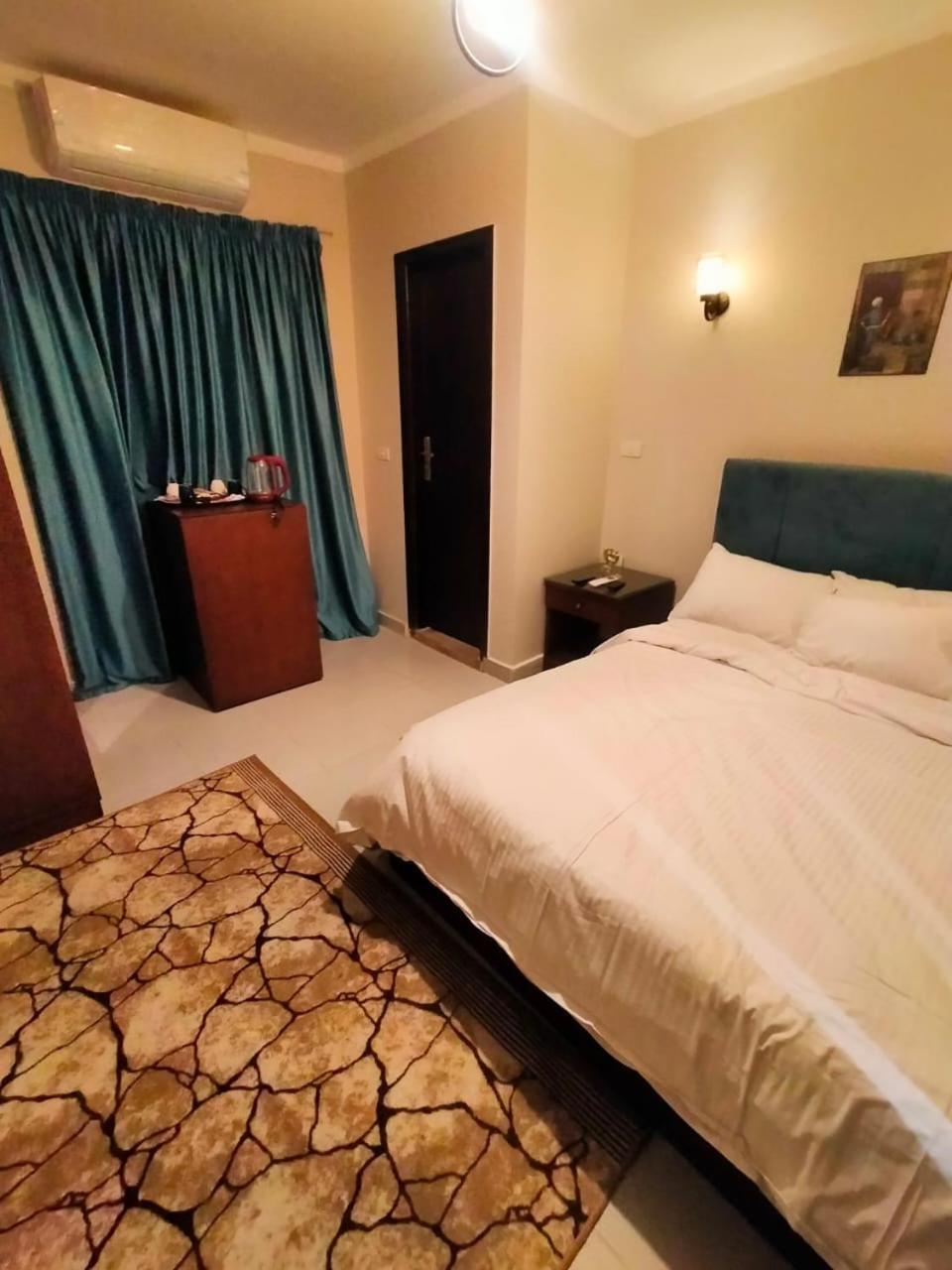 Pyramids Way Inn Kafret el-Gabal Eksteriør bilde
