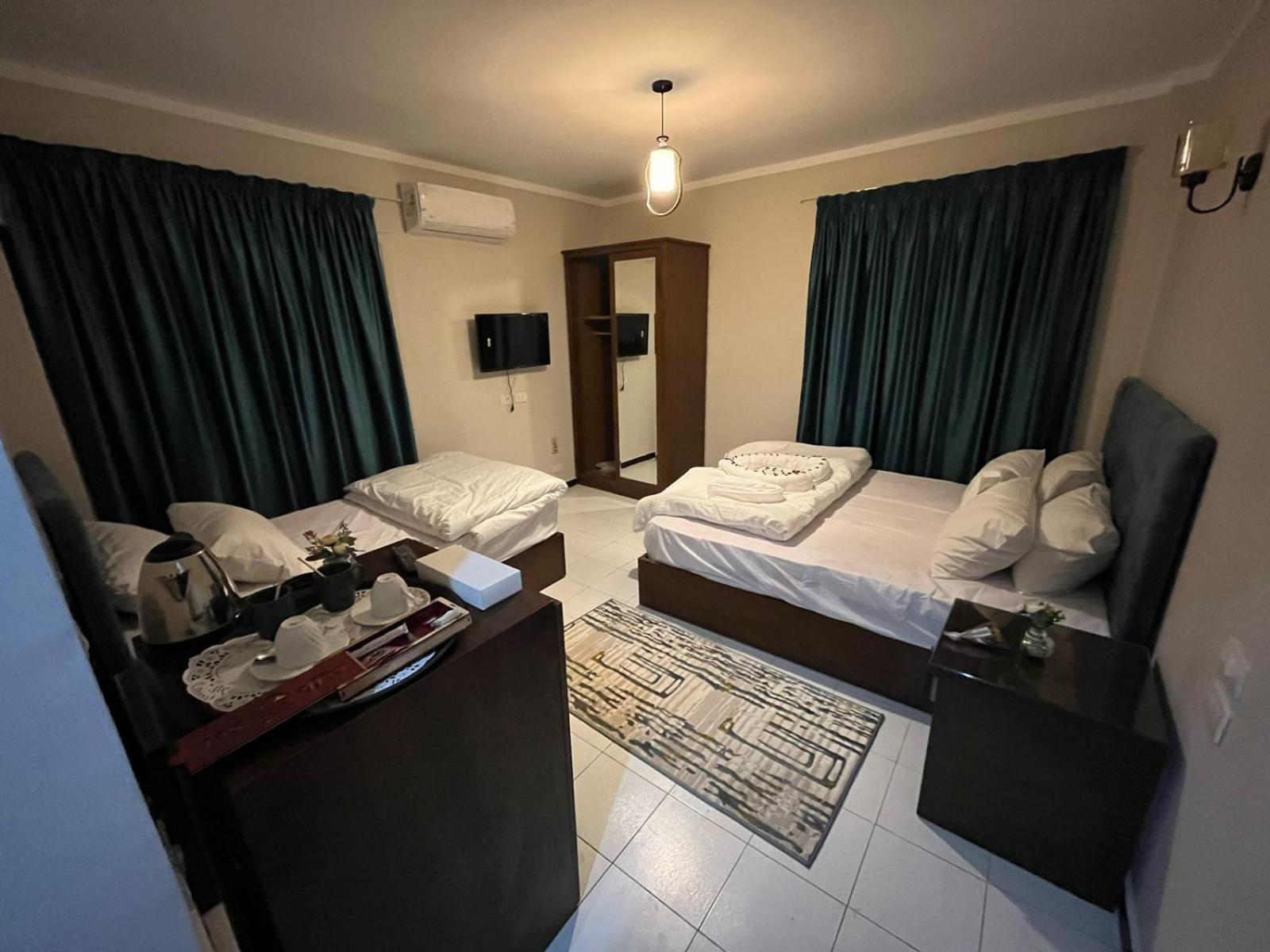 Pyramids Way Inn Kafret el-Gabal Eksteriør bilde