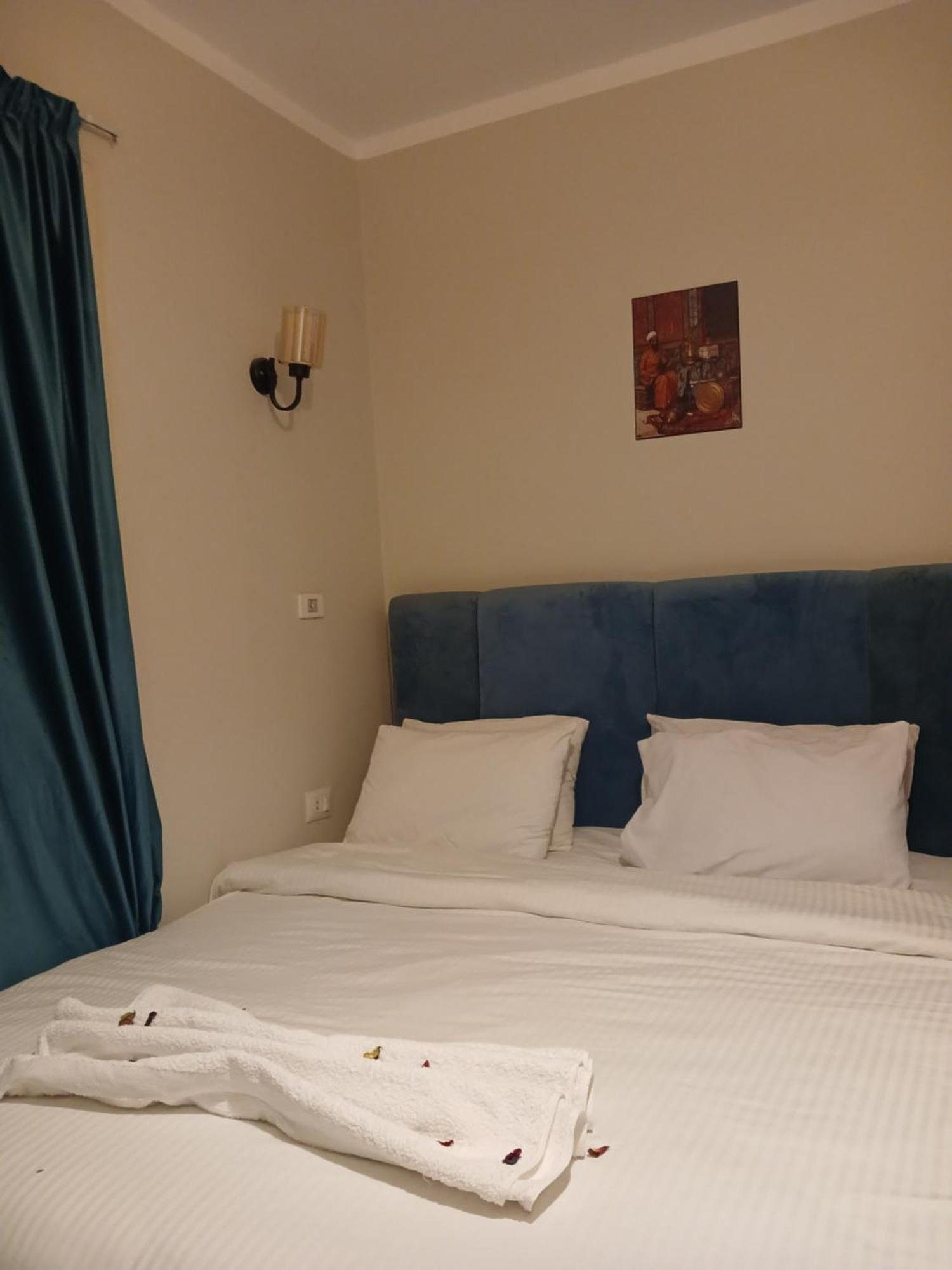 Pyramids Way Inn Kafret el-Gabal Eksteriør bilde